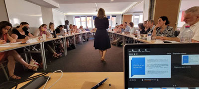 Laurence ADJADJ Formation en Hypnothérapie et EMDR Laurence ADJADJ Formation en Hypnothérapie et EMDR